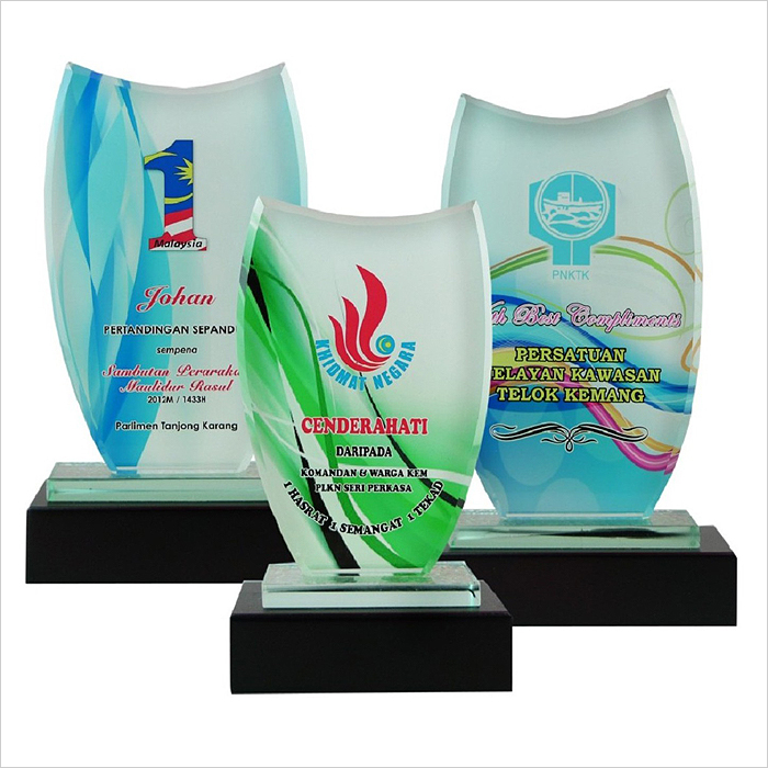 Color Crystal Award