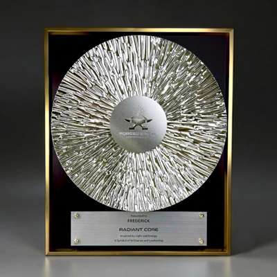 7810 - Wooden Metal Award